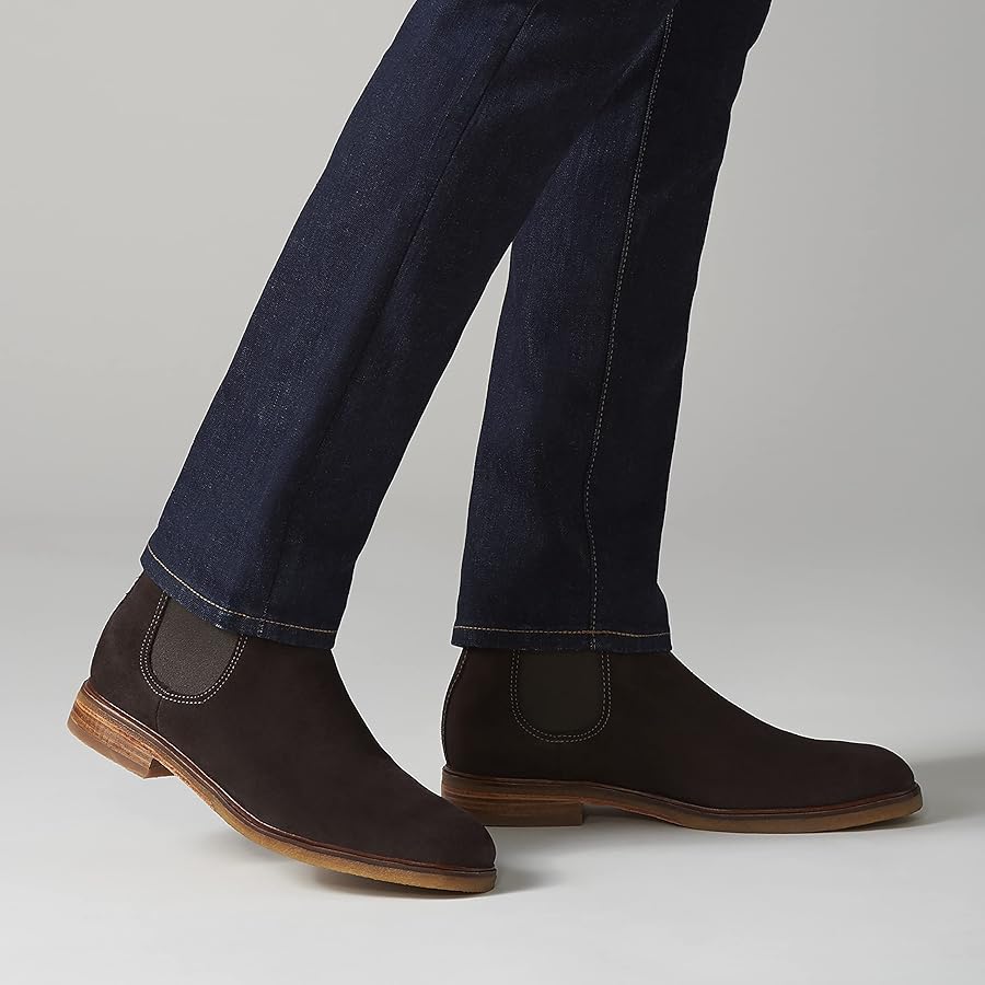 靴 Clarks Clarkdale Gobi Clarks Men's Clarkdale Gobi Dark Olive Suede Chelsea Boot
